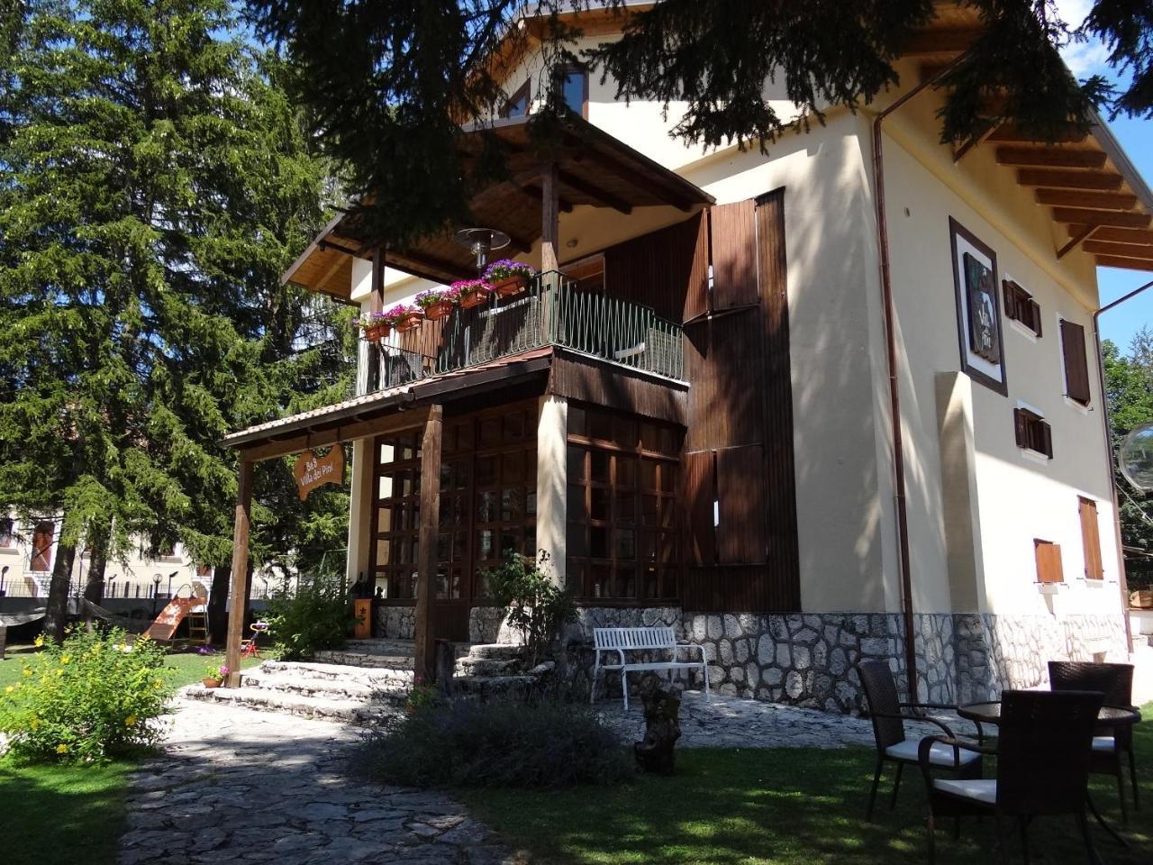 Villa Dei Pini Pescasseroli Bagian luar foto