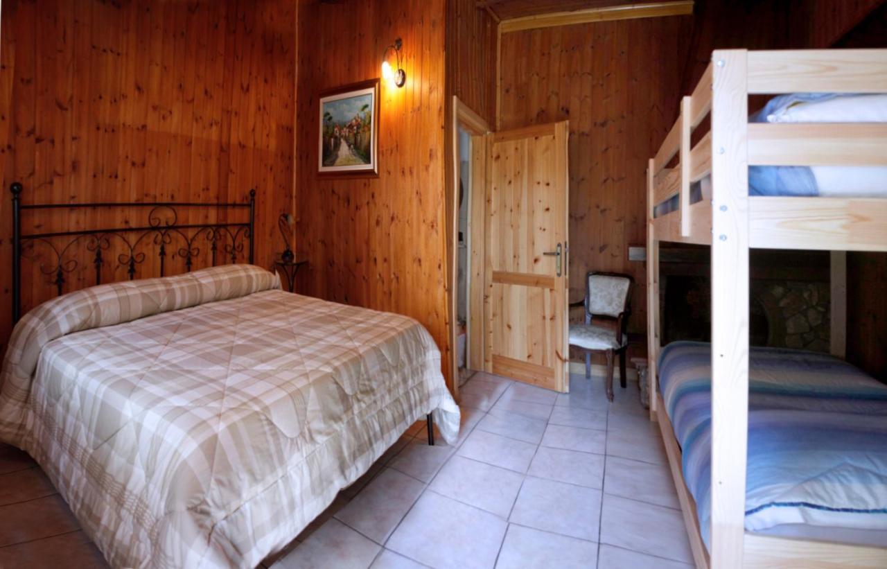 Villa Dei Pini Pescasseroli Bagian luar foto