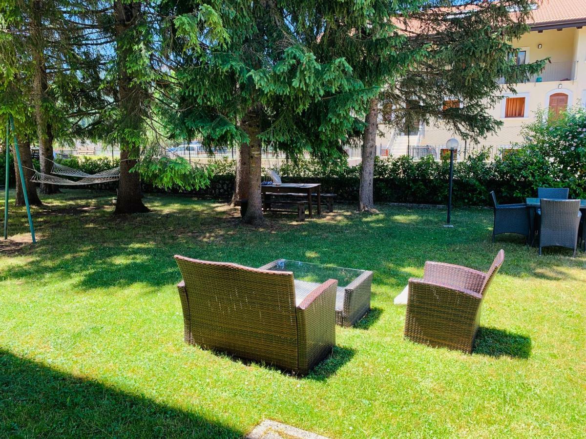 Villa Dei Pini Pescasseroli Bagian luar foto